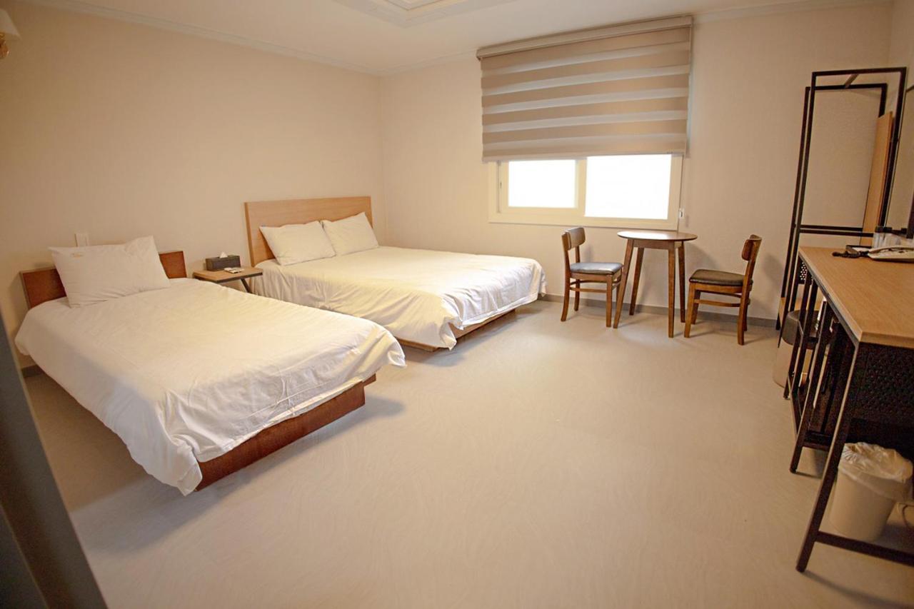 Trevi Hotel Jeju Ngoại thất bức ảnh